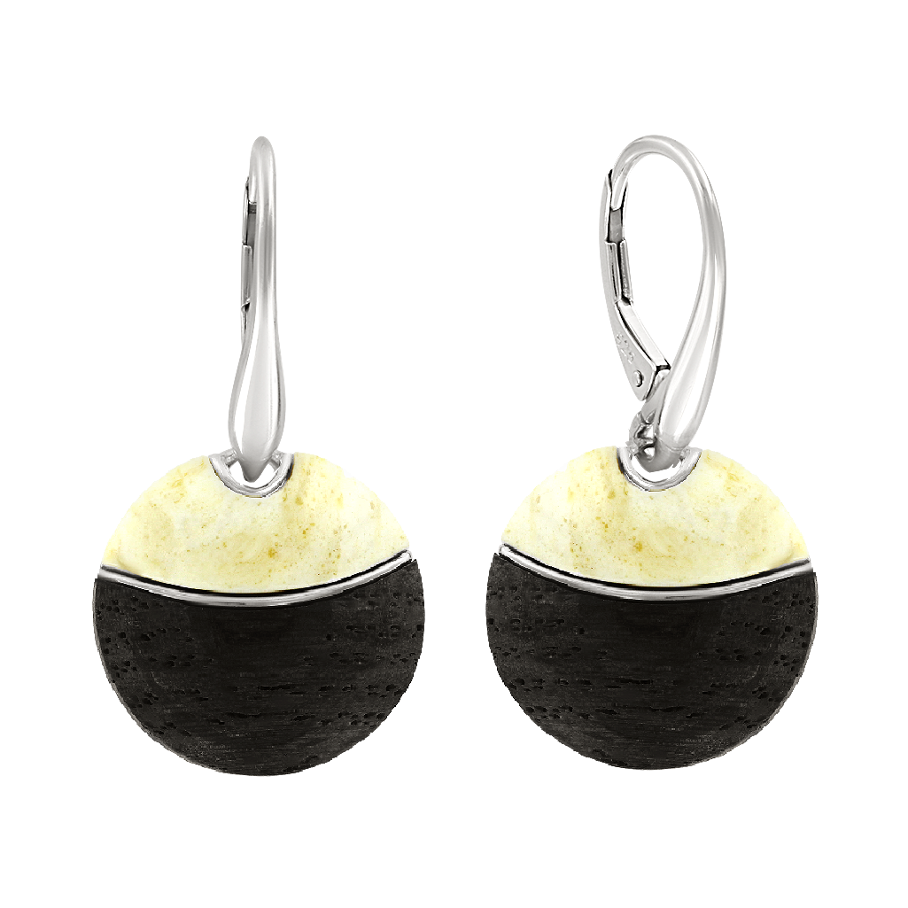 Ohrhänger mit Milchbernstein und schwarzer Eiche