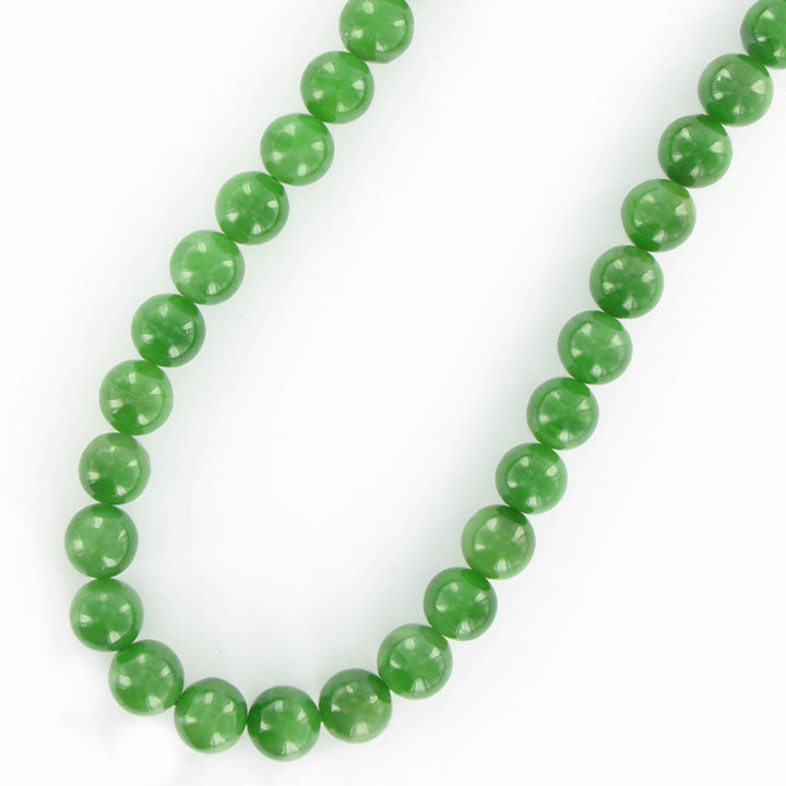 Kette aus Natursteinen