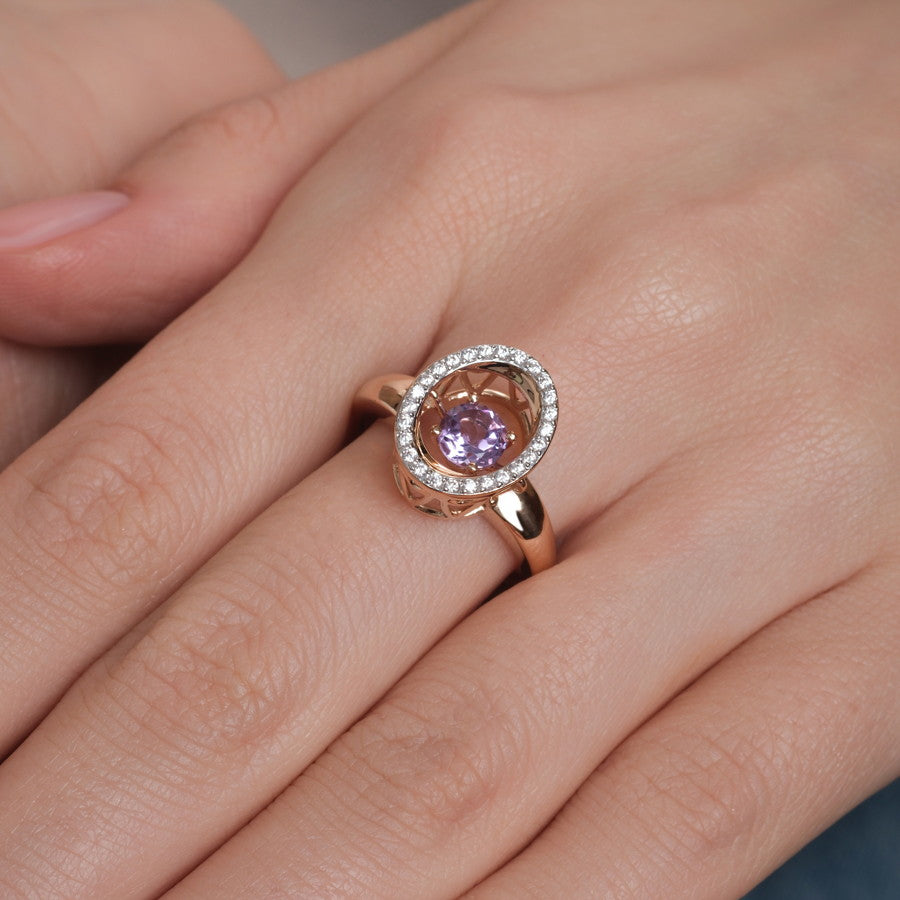 Damenring mit tanzendem Amethyst und Zirkonia 2